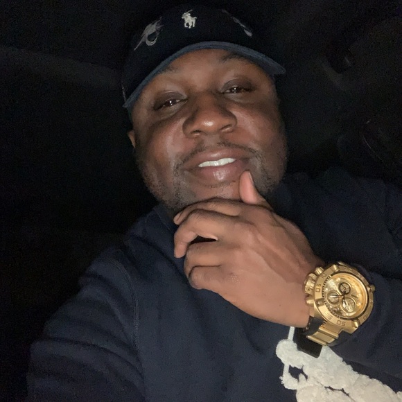 Meet your Posher, Dyan - Picture 3 of 4